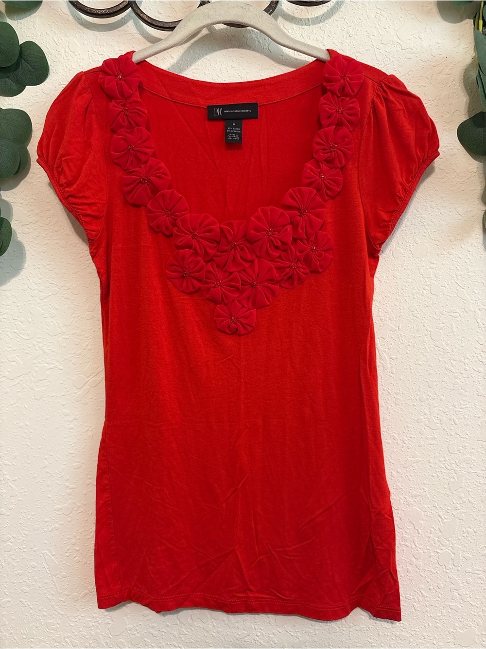 Y2K Red Beaded Floral Appliqué Top💕